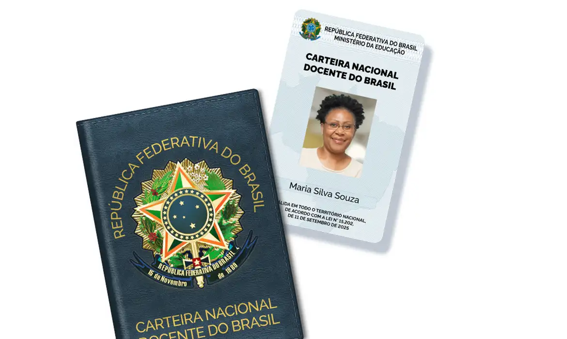 Com validade em todo o território nacional por dez anos após sua expedição, o documento oficial terá a data expressa na própria carteira.