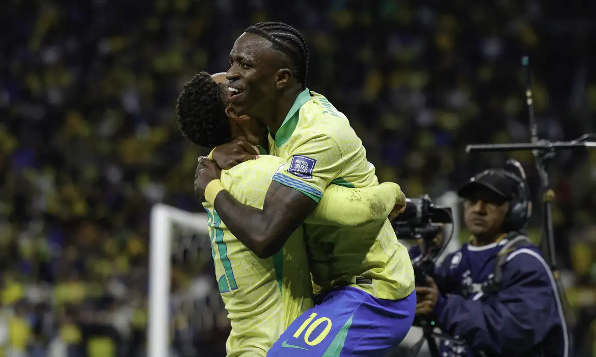 A Fifa anunciou neste sábado (6) o horário da final da Copa do Mundo 2026