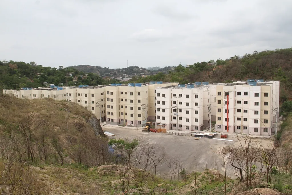No total, são 800 famílias que já foram contempladas pelo programa Minha Casa, Minha Vida