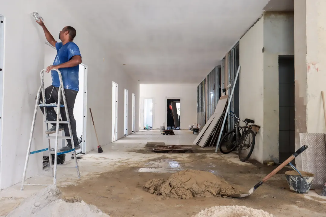 Com a mudança, a unidade terá três consultórios multifuncionais, um ginecológico, um odontológico, além de recepção, copa e banheiros adaptados