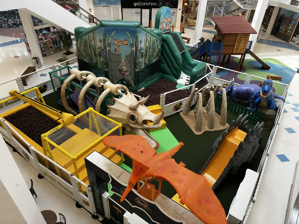 Multicenter Itaipu recebe o Reino Jurássico da World Games