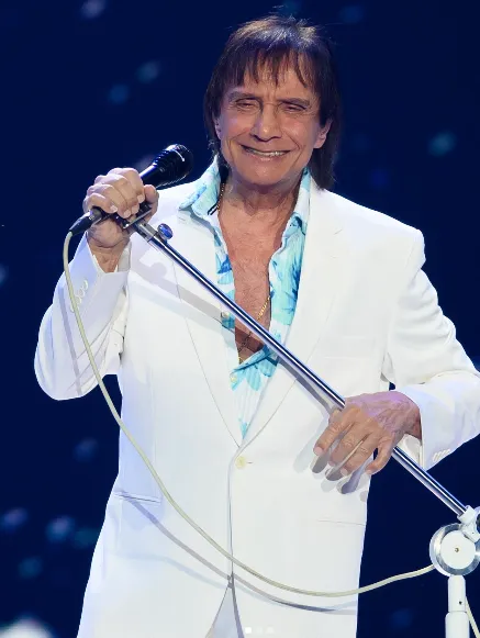 O primeiro show do Roberto Carlos tem como foco o público de 60 anos atendido por programas municipais e convidados, o segundo será aberto ao público pagante