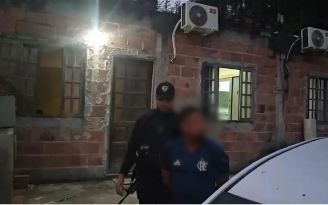 Conhecido como 'Sexta-Feira', foi preso acusado de integrar um grupo criminoso envolvido em extorsões e roubos de carga em Campo Grande