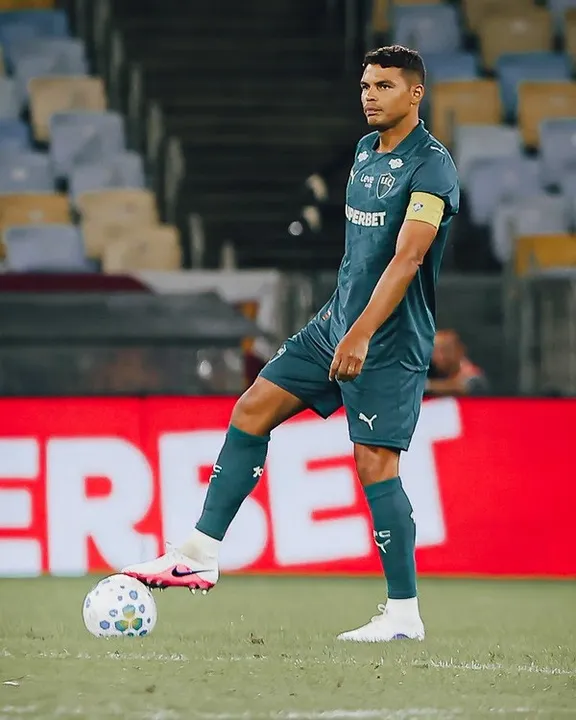 Maior reforço para o segundo semestre, Thiago Silva vai ficar fora do primeiro grande compromisso do clube no período