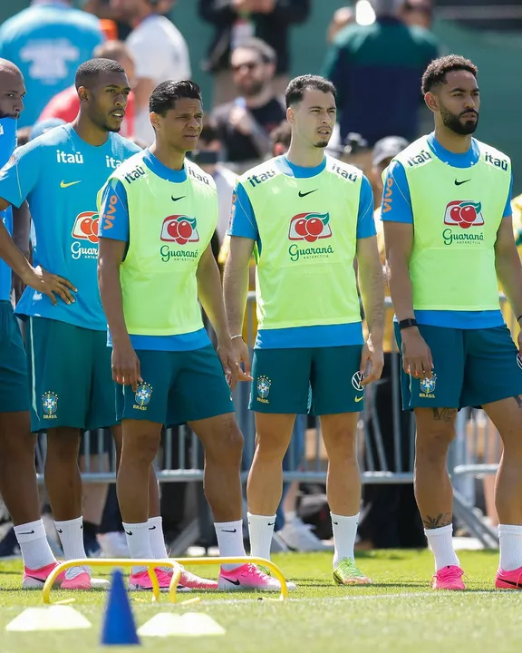 61,5% dos torcedores vão assistir os jogos da seleção de casa