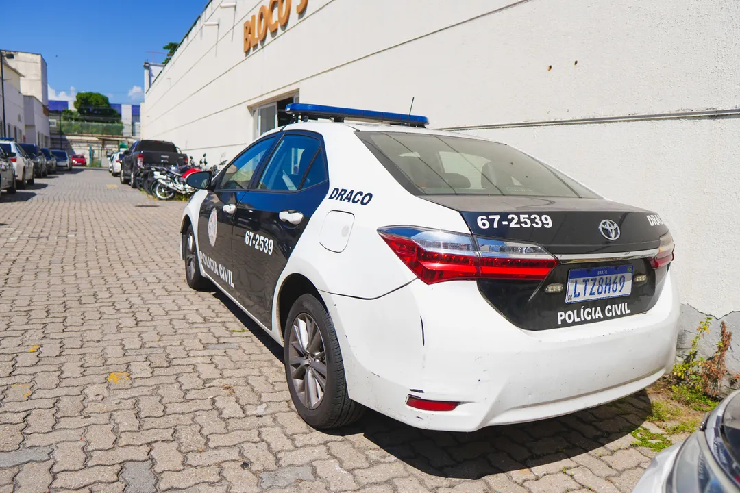 A ação foi realizada por policiais da Delegacia de Repressão às Ações Criminosas Organizadas e Inquéritos Especiais (Draco)