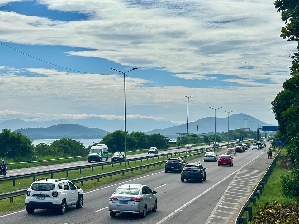 Mesmo com a previsão de aumento no fluxo ao longo do dia, a manhã desta sexta segue com boas condições de circulação