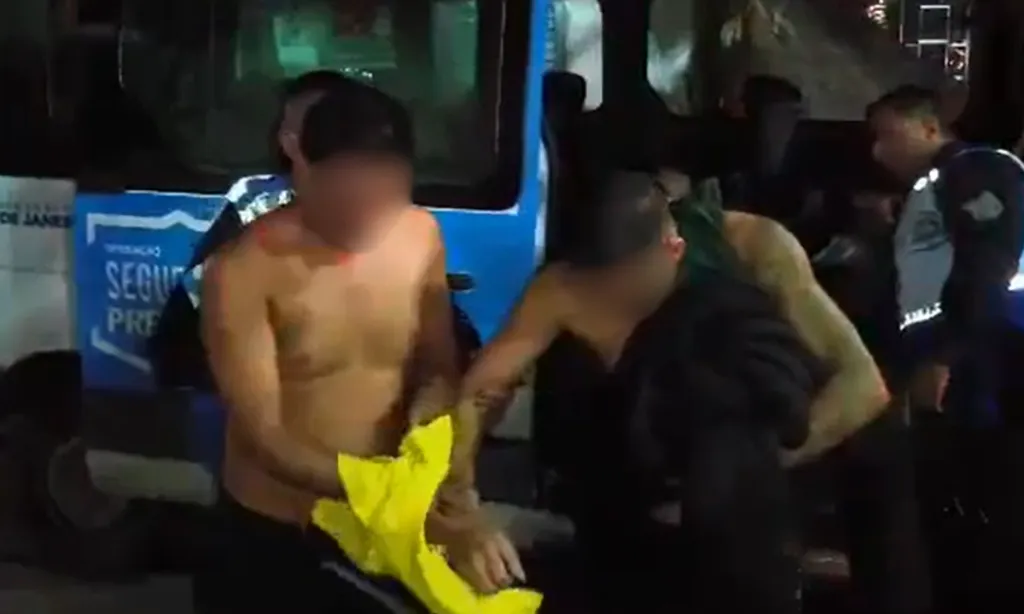 Os homens foram presos em flagrante e não tentaram resistir a captura