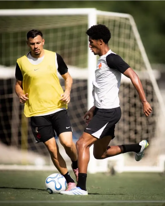 Vasco treina visando confronto diante do Audax, pela Sul-Americana