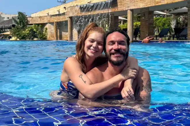 A influenciadora Viih Tube, de 25 anos, e o marido, Eliezer, de 36, criaram um reality show