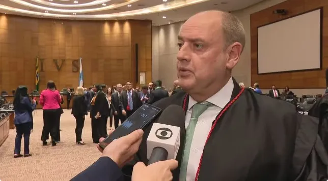 Ricardo Couto de Castro segue na função de governador interino do Rio de Janeiro