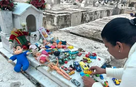 A dois dias de Finados, floriculturas e cemitérios registram movimento em SG e Niterói