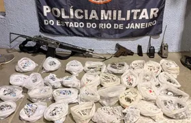 Ação da PM termina com dois baleados e fuzil apreendido no Jardim Catarina