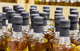 Anvisa proíbe azeite extravirgem impróprio para consumo e determina recolhimento