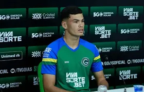 Botafogo tenta a contratação de Anthony, zagueiro do Goiás