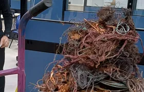 Cabos da Enel Rio são apreendidos durante operação policial em São Gonçalo