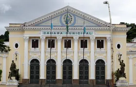 Câmara de Niterói aprova hino obrigatório nas escolas