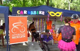 Carnabike 2026 une folia e mobilidade ativa na Praça da Bicicleta, no Gragoatá, neste sábado (28)