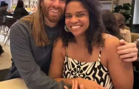 Cineasta brasileira presa pela imigração dos EUA é libertada, afirma marido