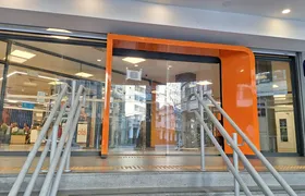 Clientes criticam atendimento no Itaú em Niterói