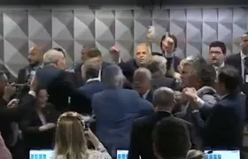 Confusão marca CPI do INSS, que aprovou quebra de sigilo bancário do filho do Lula