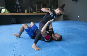 Contra a violência, projeto social oferece defesa pessoal gratuita para mulheres em São Gonçalo