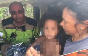 Criança de 4 anos que desapareceu em região de mata é encontrada em MG