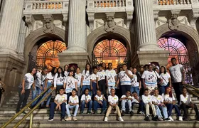 Crianças do projeto Craque do Amanhã vivem noite histórica no Teatro Municipal do Rio de Janeiro