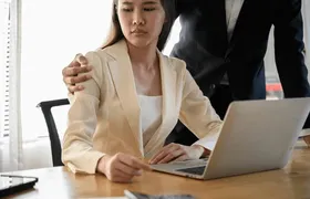 Dia Internacional de Violência contra as Mulheres: 1 em cada 3 sofre assédio sexual no trabalho no Brasil