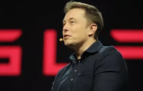 Elon Musk vira o primeiro trilionário da história da humanidade
