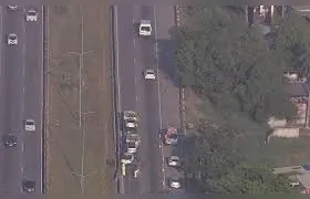 Engavetamento na BR-101 causa interdição de faixas e congestionamento em São Gonçalo