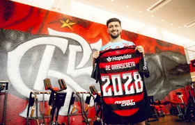 Flamengo anuncia renovação de Arrascaeta até 2028