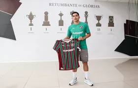 Fluminense anuncia oficialmente a contratação de Savarino