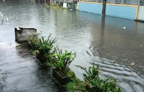 Fortes chuvas causam transtornos no bairro da Trindade, em SG
