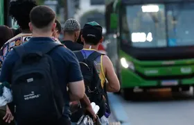 Greve de ônibus no Rio continua sem definição após nova reunião