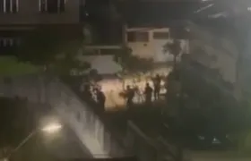 Idosa é morta após ter casa invadida durante tiroteio entre facções no Complexo da Pedreira