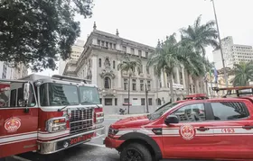 Incêndio atinge prédio da Faculdade de Direito da USP em São Paulo