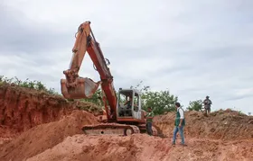 Inea interdita área de extração ilegal de minério em Maricá