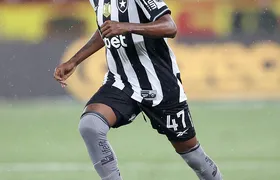 Jeffinho tem queda de rendimento e vira dúvida para o Botafogo de 2026