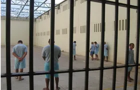 Líderes do Comando Vermelho são levados a presídios federais sob forte esquema de segurança