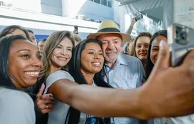 Lula brinca e diz que Neymar é 'o primeiro convocado home office do mundo'