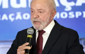 Lula inicia radioterapia após retirada de lesão no couro cabeludo