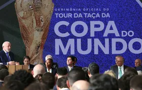 Lula sanciona lei da Copa do Mundo Feminina e reconhece pioneiras