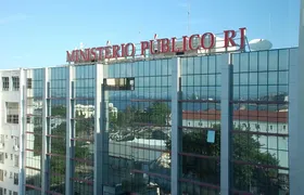 MPRJ denuncia mais 11 policiais que recebiam propina de comerciantes por serviço de segurança durante o expediente