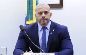 Moraes dá 48h para Daniel Silveira explicar publicação de vídeo no X