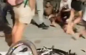 Motorista atropela seis jovens no Largo da Batalha e foge sem prestar socorro