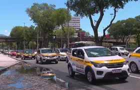 Motoristas de autoescolas realizam protestos contra mudanças no processo da CNH