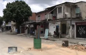 Mototaxista sequestrado e torturado por traficantes é resgatado na Vila Kennedy