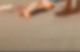 Mulher morre após ser atropelada por caminhão próximo à passarela na BR-101; Vídeo