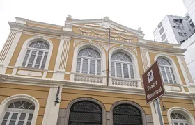 Natal Estrelado Niterói começa a ser montado e será inaugurado dia 26